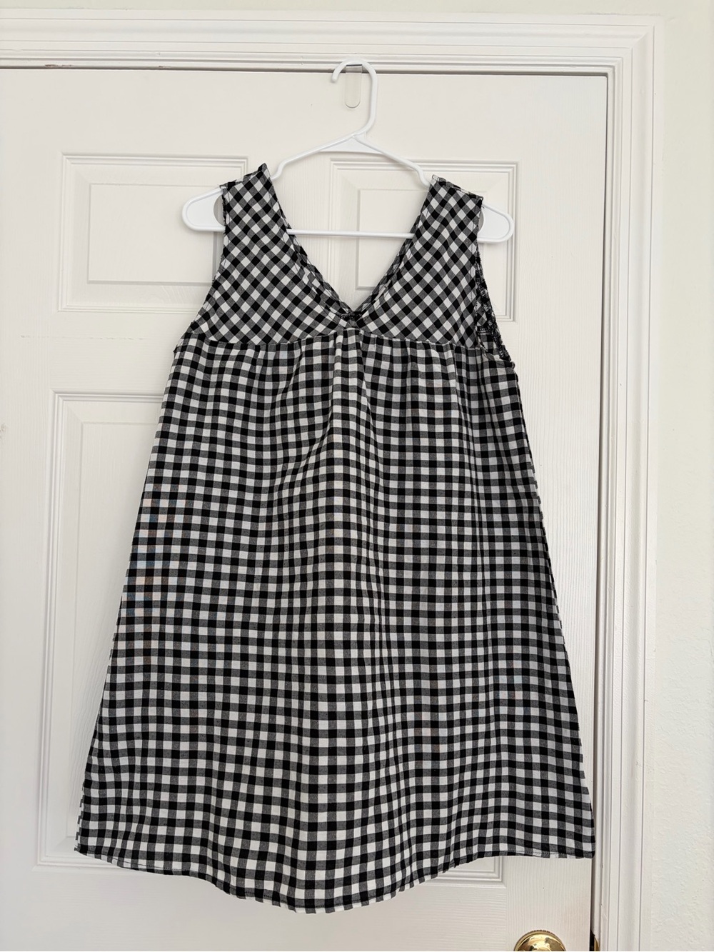 Black & White Gingham Girls' Dress - Classic Summer Style